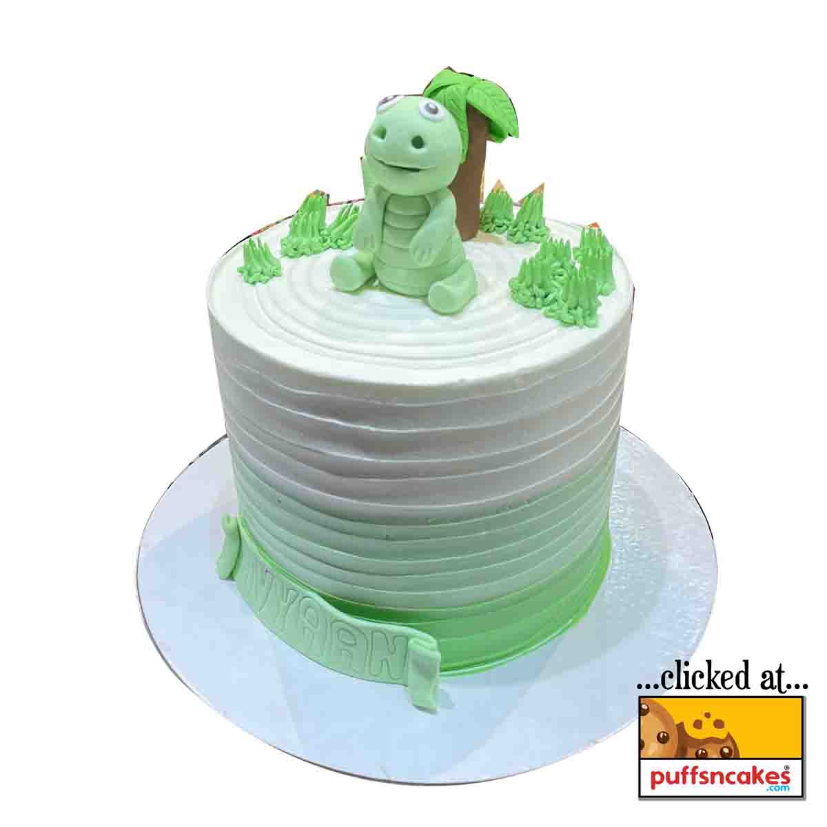 (1216) Baby Dinosaur Theme Cake